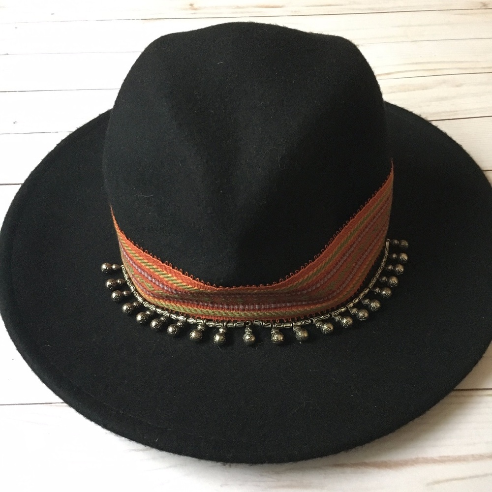 Funky Hat - Black